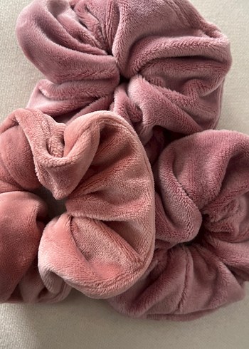 Pembe Kadife Fırfırlı Saç Tokası 60 adet