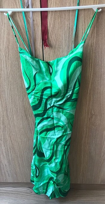 S Beden Yeşil Degaje Yaka Zara Elbise