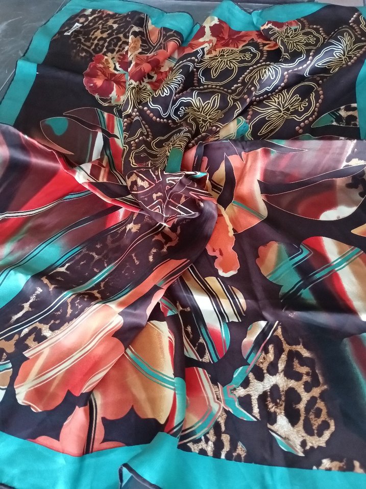 Aker İpek eşarplar - Görsel 3