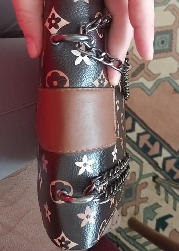 Zincir Detaylı Kahverengi Deri Kadın Çanta - Görsel 5