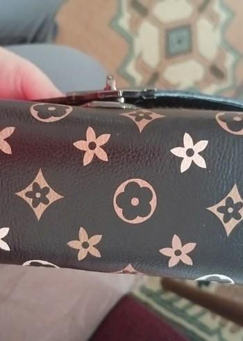 Zincir Detaylı Kahverengi Deri Kadın Çanta - Görsel 4