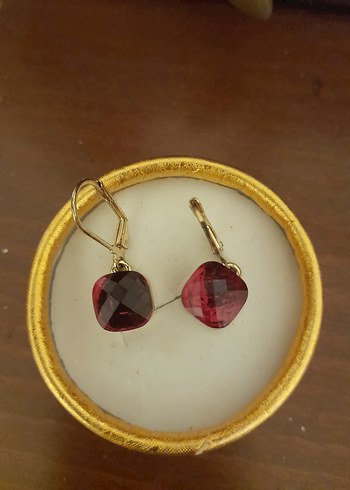 Bordo Boncuklu Mini Kadın Küpeler