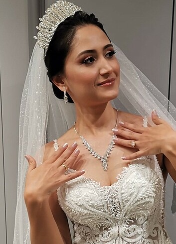 Gelin takısı 