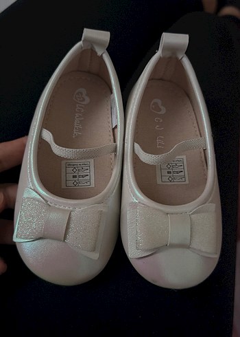 Kız Çocuk Beyaz Fiyonklu Babet Ayakkabı - Görsel 4