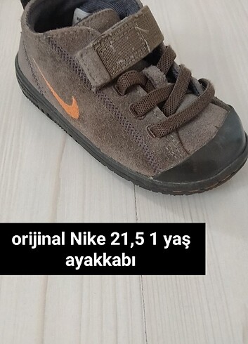 Nike 21,5 numara spor ayakkabı