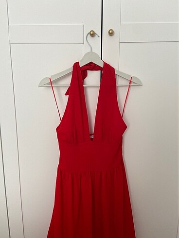 Bershka Elbise