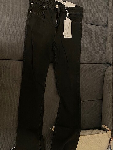BERSHKA jean