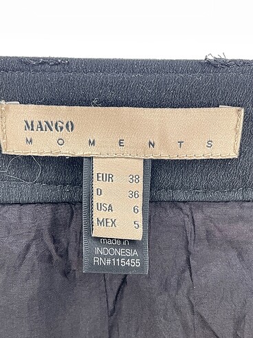 38 Beden siyah Renk Mango Mini Etek %70 İndirimli.
