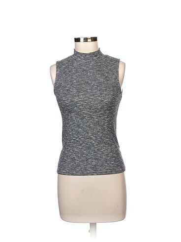 Stradivarius Bluz %70 İndirimli.