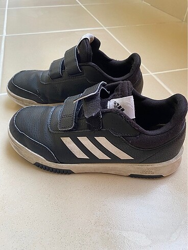 adidas erkek çocuk spor ayakkabısı
