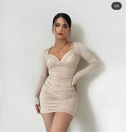 Nude elbise