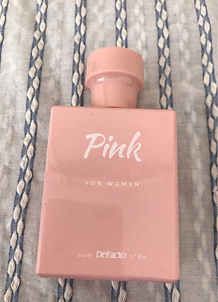Defacto Pink kadın parfümü