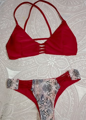 s Beden kırmızı Renk kırmızı bikini