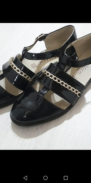 siyah ayakkabı 