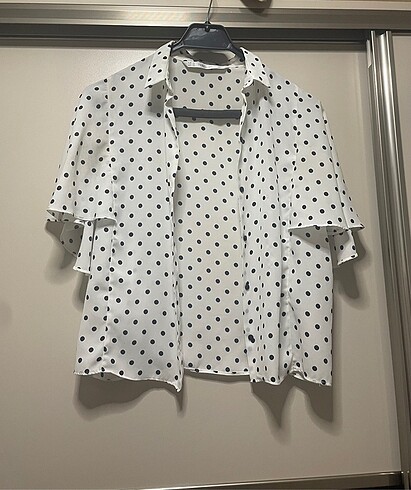 Zara xs puantiyeli gömlek