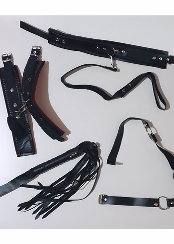 Siyah Deri Set