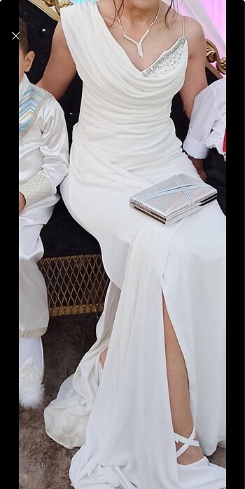 Beyaz uzun abiye - Görsel 4