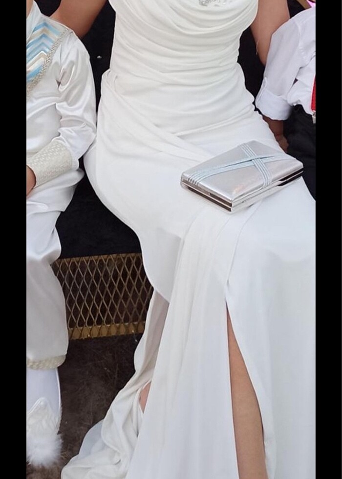 Beyaz uzun abiye - Görsel 4