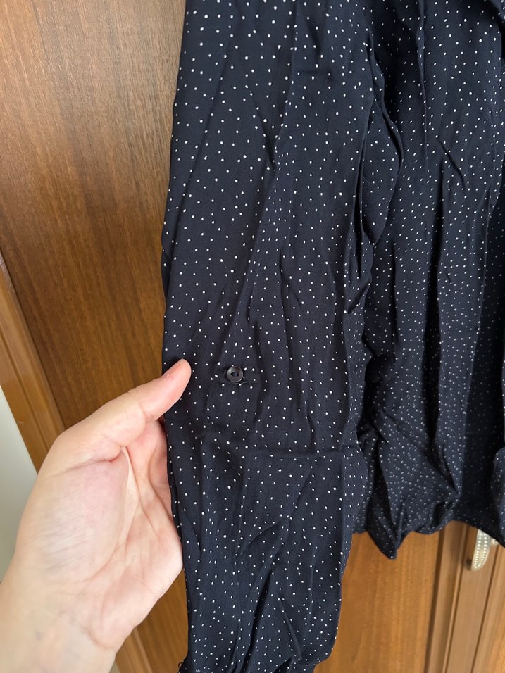 Düğmeli Uzun Kollu Lacivert Kadın Gömlek - Görsel 4