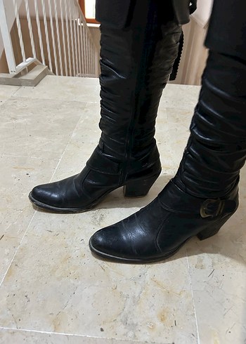 Siyah Deri Tokalı Kadın Uzun Çizme - Görsel 9