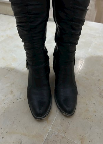 Siyah Deri Tokalı Kadın Uzun Çizme - Görsel 11