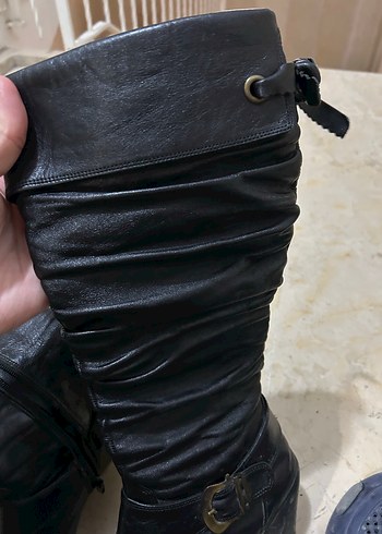 Siyah Deri Tokalı Kadın Uzun Çizme - Görsel 7