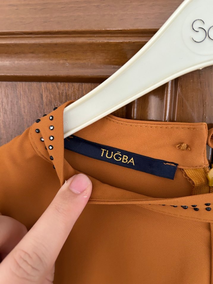 Bej Uzun Kollu Kadın Tunik - Görsel 4