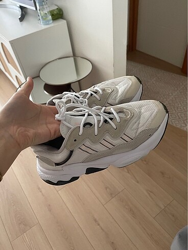 Adidas spor ayakkabı