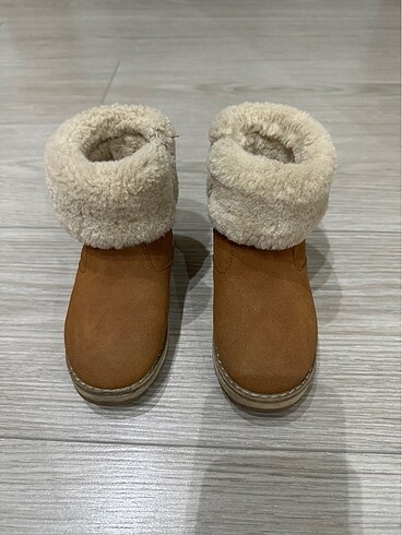 Zara kız çocuk bot