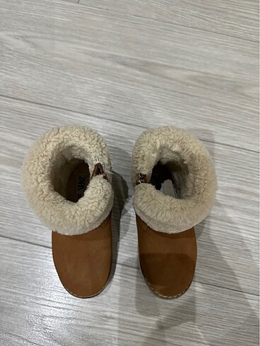 25 Beden Zara kız çocuk bot