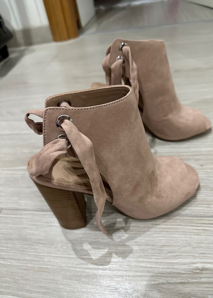 Arkası açık pudra rengi - Görsel 3