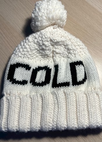 Beyaz Örgü Kadın Bere mavi marka - Görsel 2