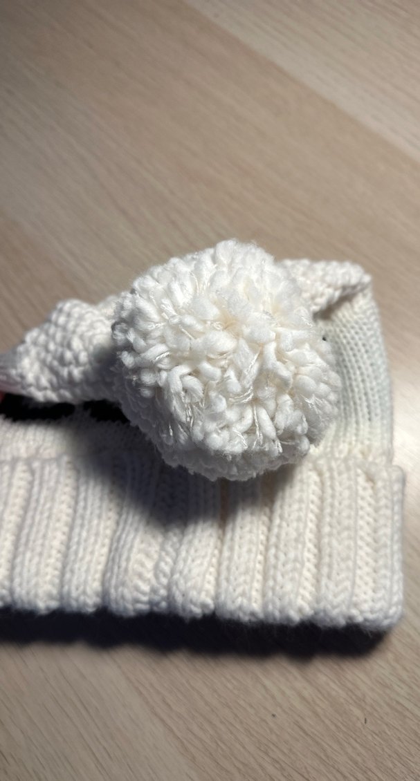 Beyaz Örgü Kadın Bere mavi marka - Görsel 3