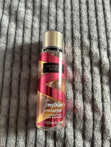 Victoria?s Secret Temptation Vücut Spreyi