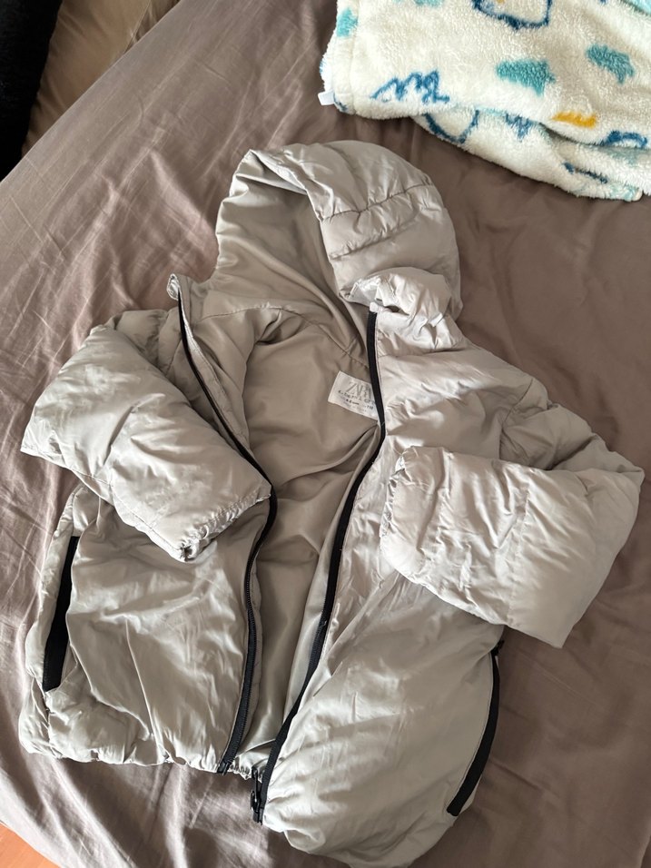 Gri Kapüşonlu Midi Mont - Görsel 2