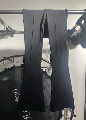 Zara İspanyol Paça Siyah Tayt Pantolon