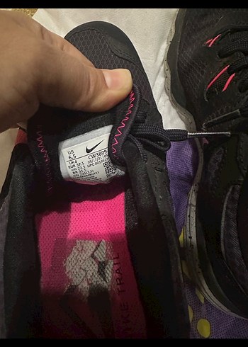 Siyah-Pembe Bağcıklı Nike Spor Ayakkabı - Görsel 4