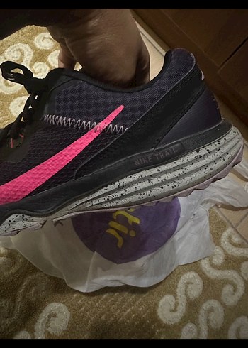 Siyah-Pembe Bağcıklı Nike Spor Ayakkabı - Görsel 2