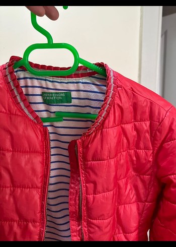 Kız Çocuk Kırmızı Fermuarlı İnce Mont Benetton - Görsel 2