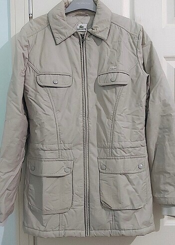 Lacoste mont