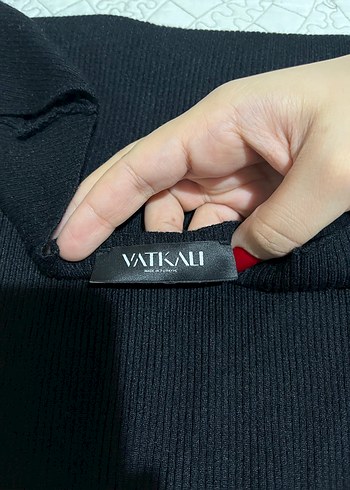 Vatkalı Siyah Kadın Triko bluz - Görsel 3