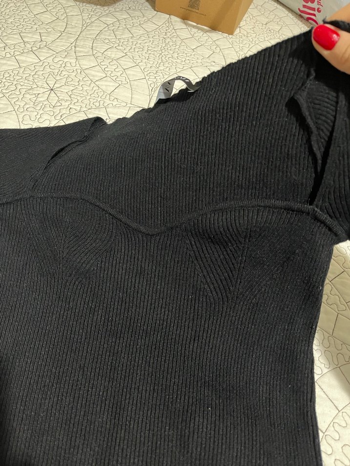 Vatkalı Siyah Kadın Triko bluz - Görsel 2