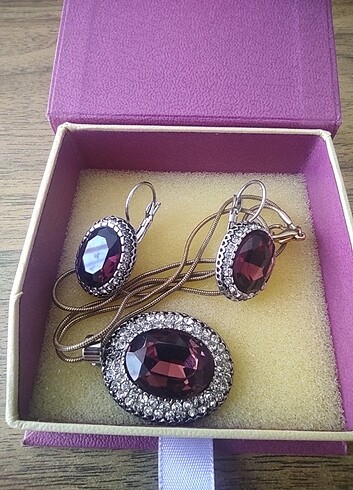 Küpe kolye set