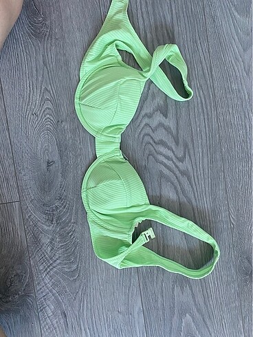 Bikini üstü