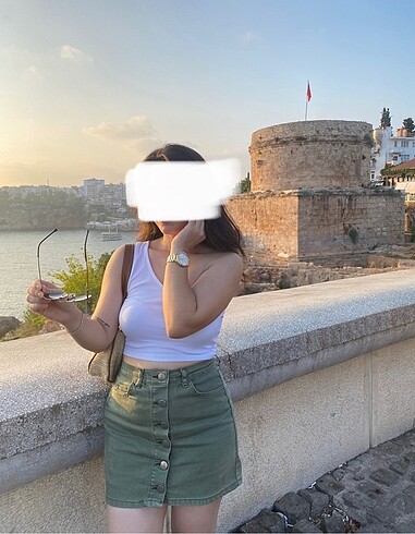 Yeşil mini etek