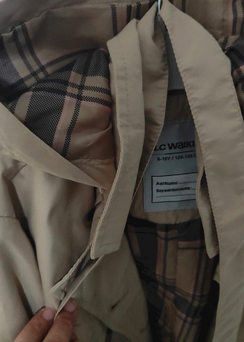 LC Waikiki kız çocuk trençkot