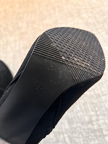 topuklu süet bot - Görsel 6