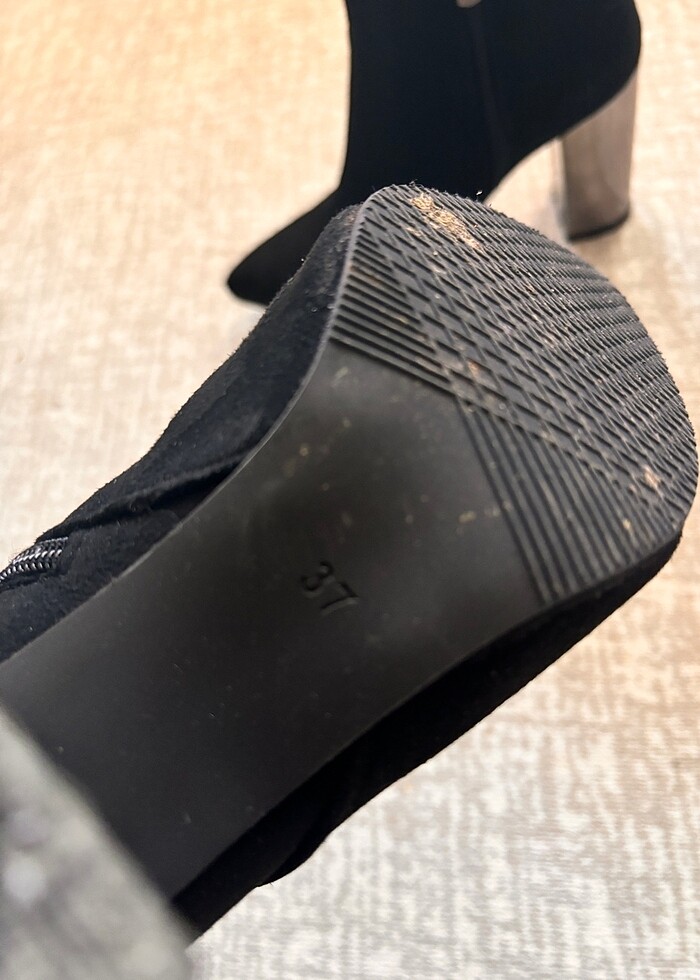 topuklu süet bot - Görsel 4