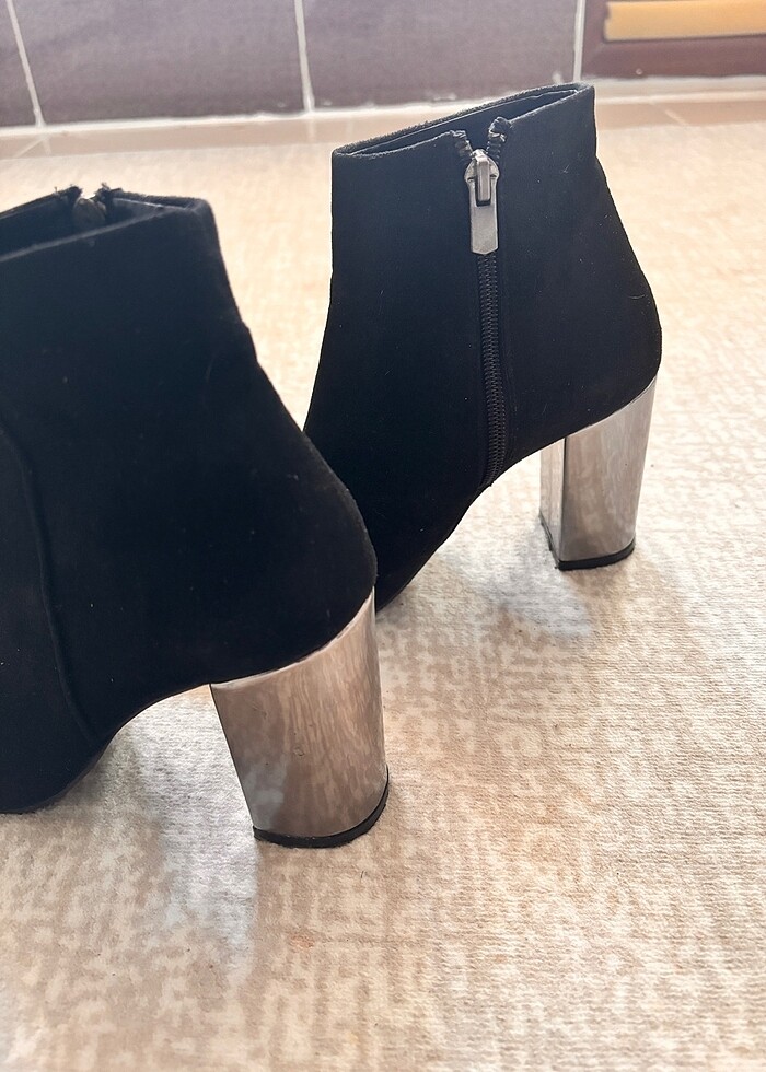 topuklu süet bot - Görsel 3