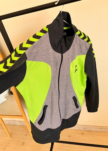 Gri ve Neon Yeşil Fermuarlı hummel eşıfman üstü